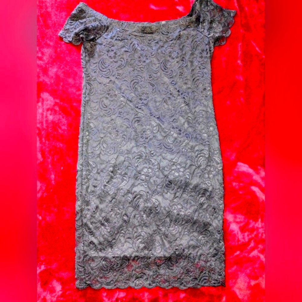 Lace dress